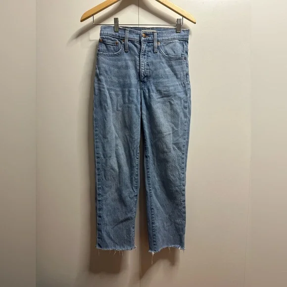 Madewell Classic Straight Jeans – Size 25 - Picture 2 of 9